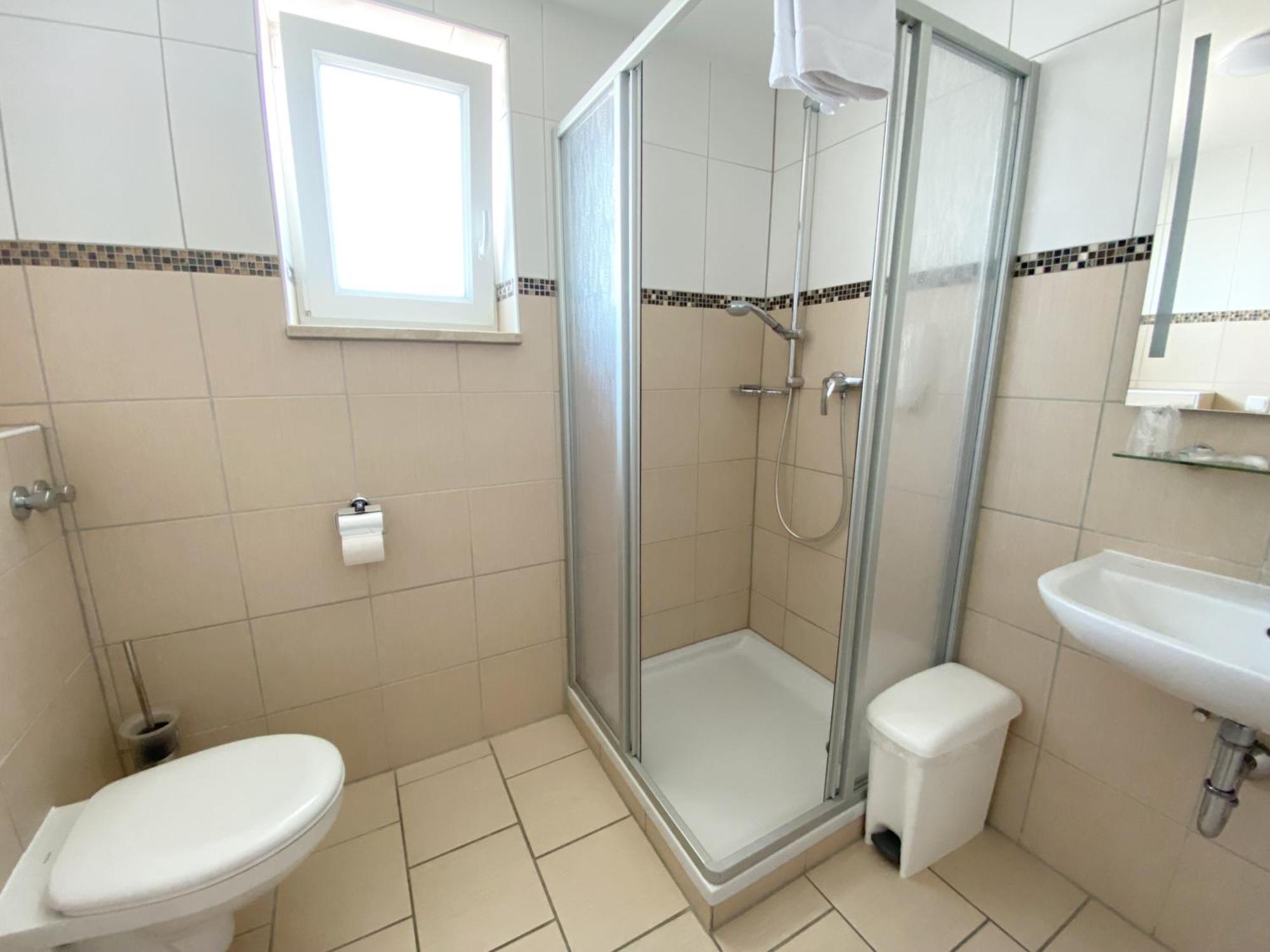 Sunny Hotel Straubing Exterior foto