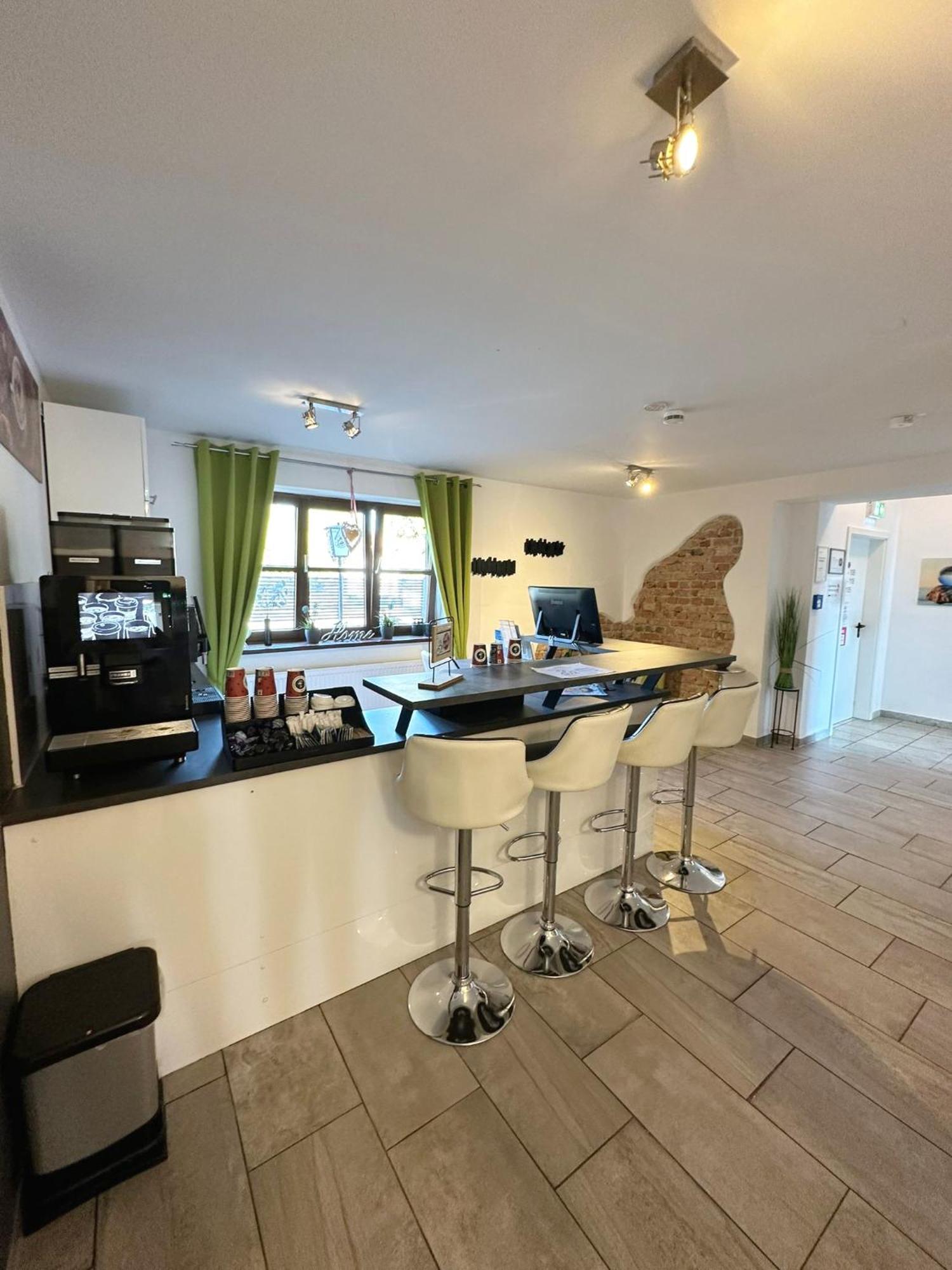 Sunny Hotel Straubing Exterior foto