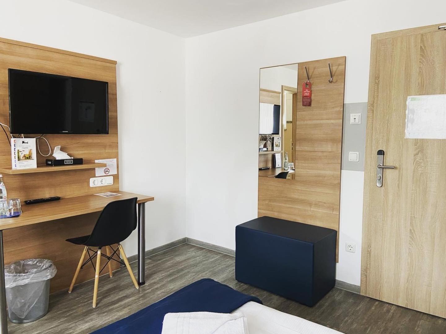 Sunny Hotel Straubing Exterior foto