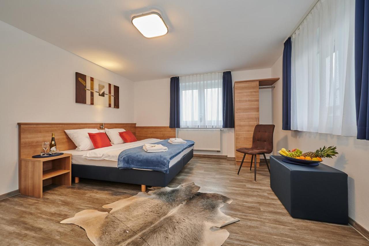Sunny Hotel Straubing Exterior foto